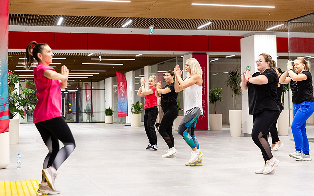 Зумба, йога и мини-футбол: какие спортивные занятия проходят на территории ОЭЗ «Технополис Москва»