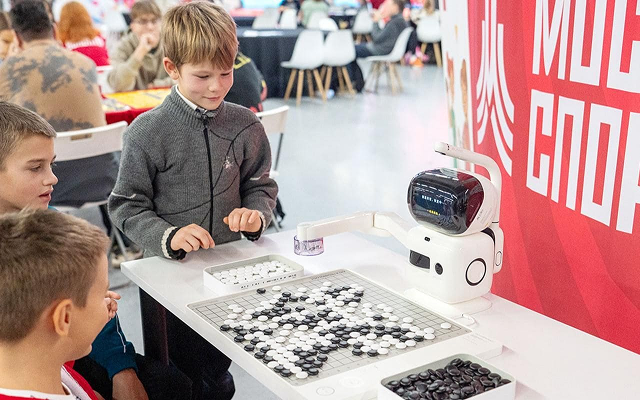 На Третьей московской интеллиаде горожане сыграют в го, шахматы и интеллектуальный квиз