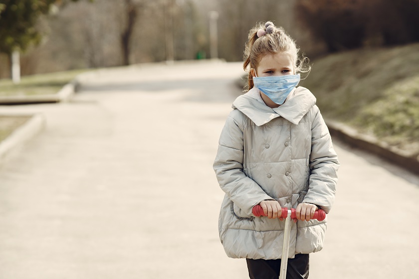 Льготные проездные для пенсионеров и школьников будут заблокированы 